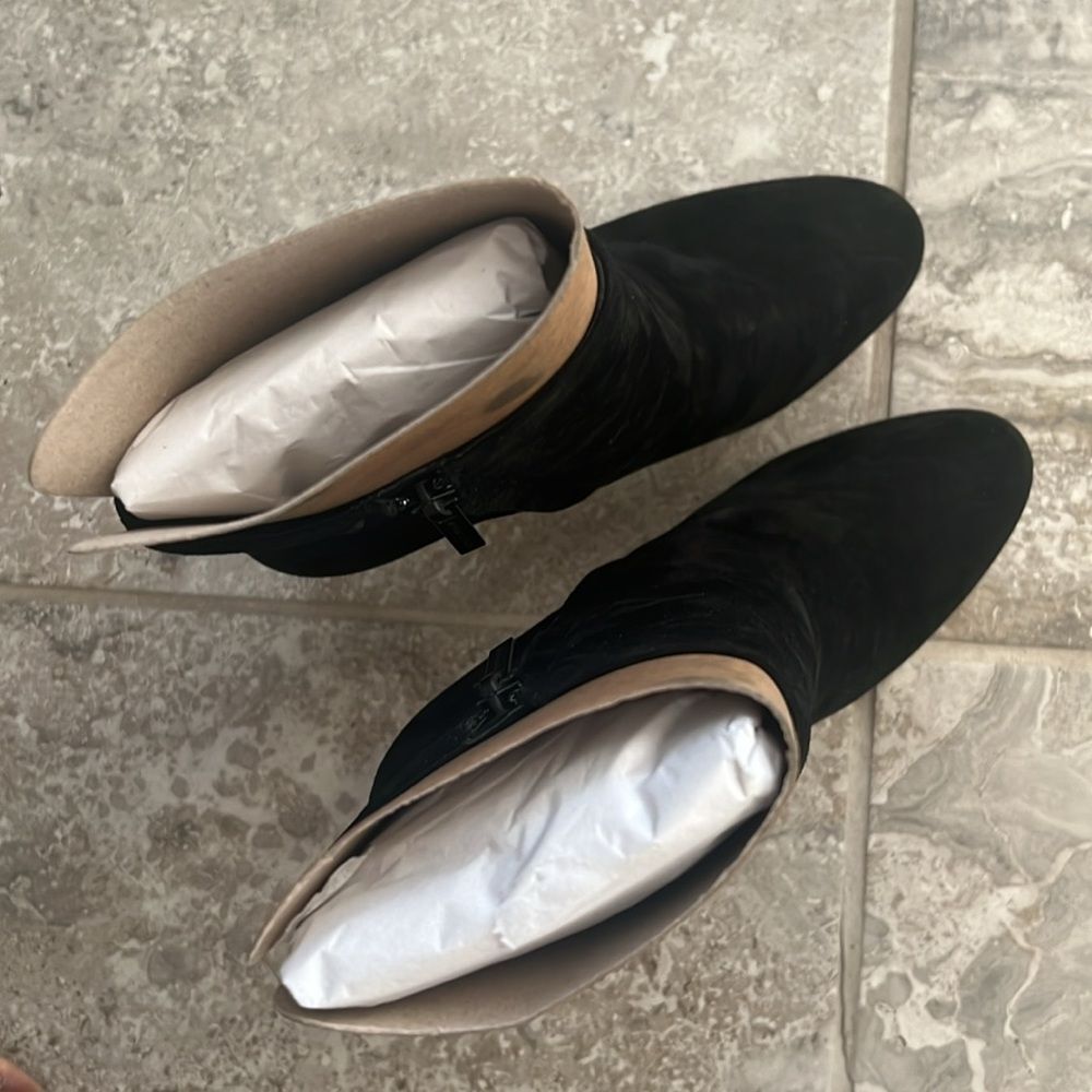 Veronica Beard Dali Suede Platform Ankle Boots, Black, New, Size 8 - Picture 8 of 16